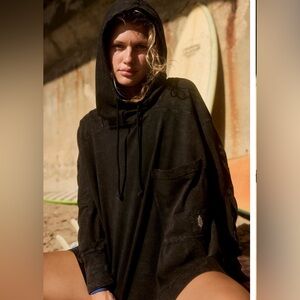 Free People Movement Hot Shot Hooded Layer - black - small